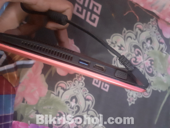 Asus